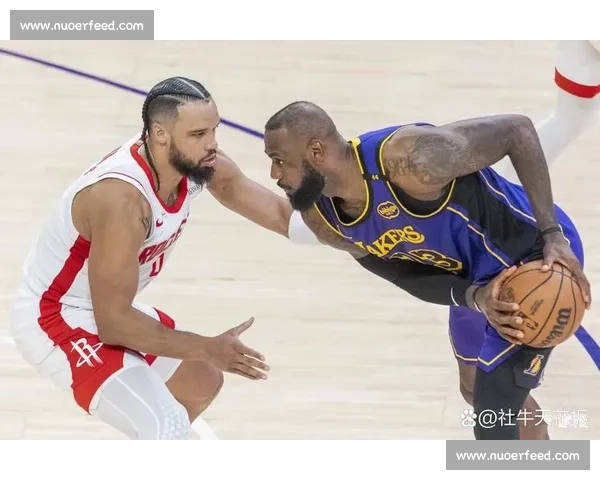 湖人对决爵士西部焦点之战群星碰撞胜负悬念拉满季后赛席位争夺 湖人对决爵士西部焦点之战群星碰撞胜负悬念拉满季后赛席位争夺