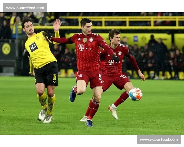 欧战焦点对决伊斯坦布尔主场迎战豪门曼联悬念拉满谁能占得先机改写走势 欧战焦点对决伊斯坦布尔主场迎战豪门曼联悬念拉满谁能占得先机改写走势